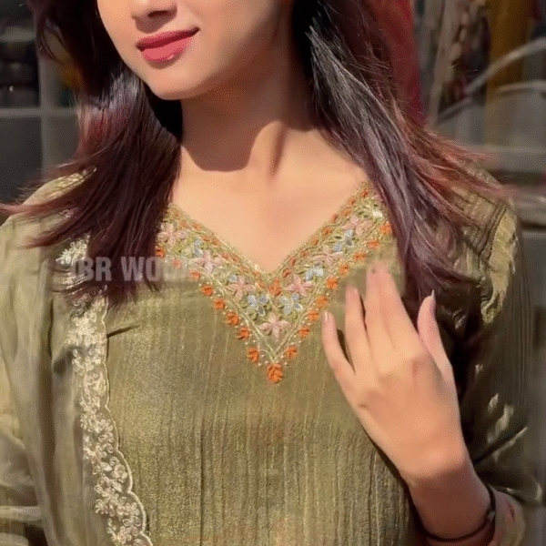 Printed Crape V-Neck Embroidery Kurta And Pant With Chinon Dupatta Full Suit set