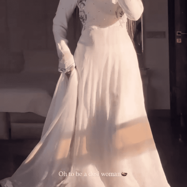 πβ¨ Dreamy White β Perfect for Weddings & Celebrations