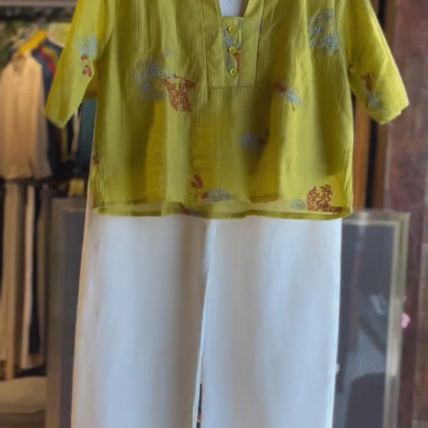 💚✨ Chic & Comfy Vibes ✨🤍