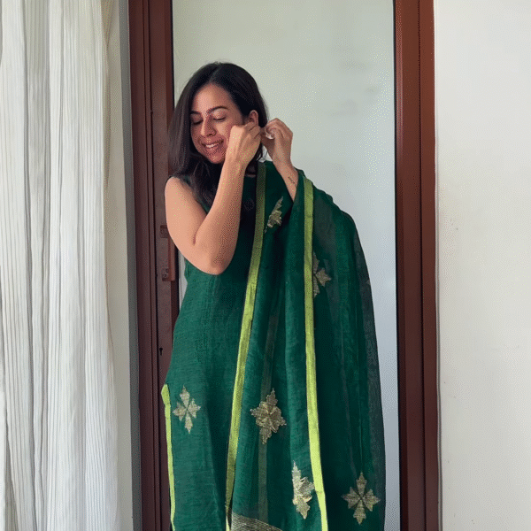 💚 Emerald Green Handloom Kurti Set with Dupatta – Grace in Every Thread 💚