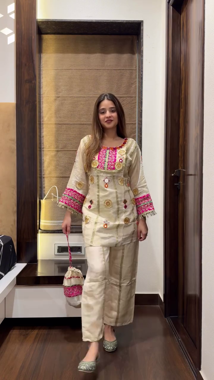 vlcsnap-2025-10-03-11h05m30s035